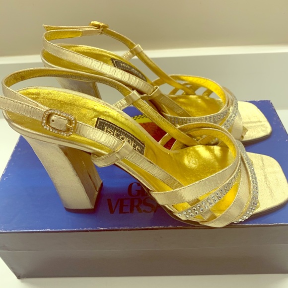 Versace Shoes - ✨✨Vintage Instante Versace metallic heels